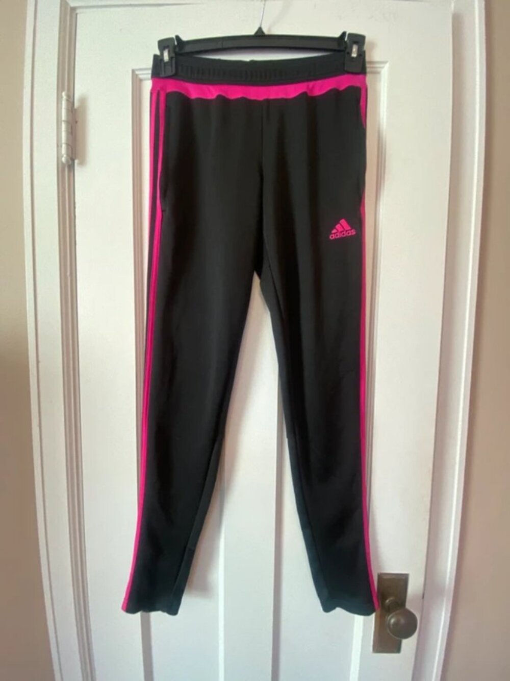 Women’s black pink size small adidas leggings
